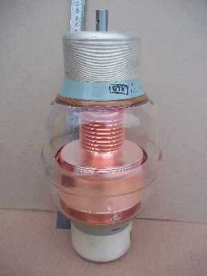 КП1-3 10кВ 200 пф фото 2 КП1-3 10кВ 200 пф фото 2